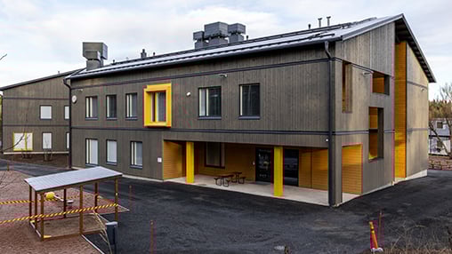 LapWall puiset elementit koulurakennukseen