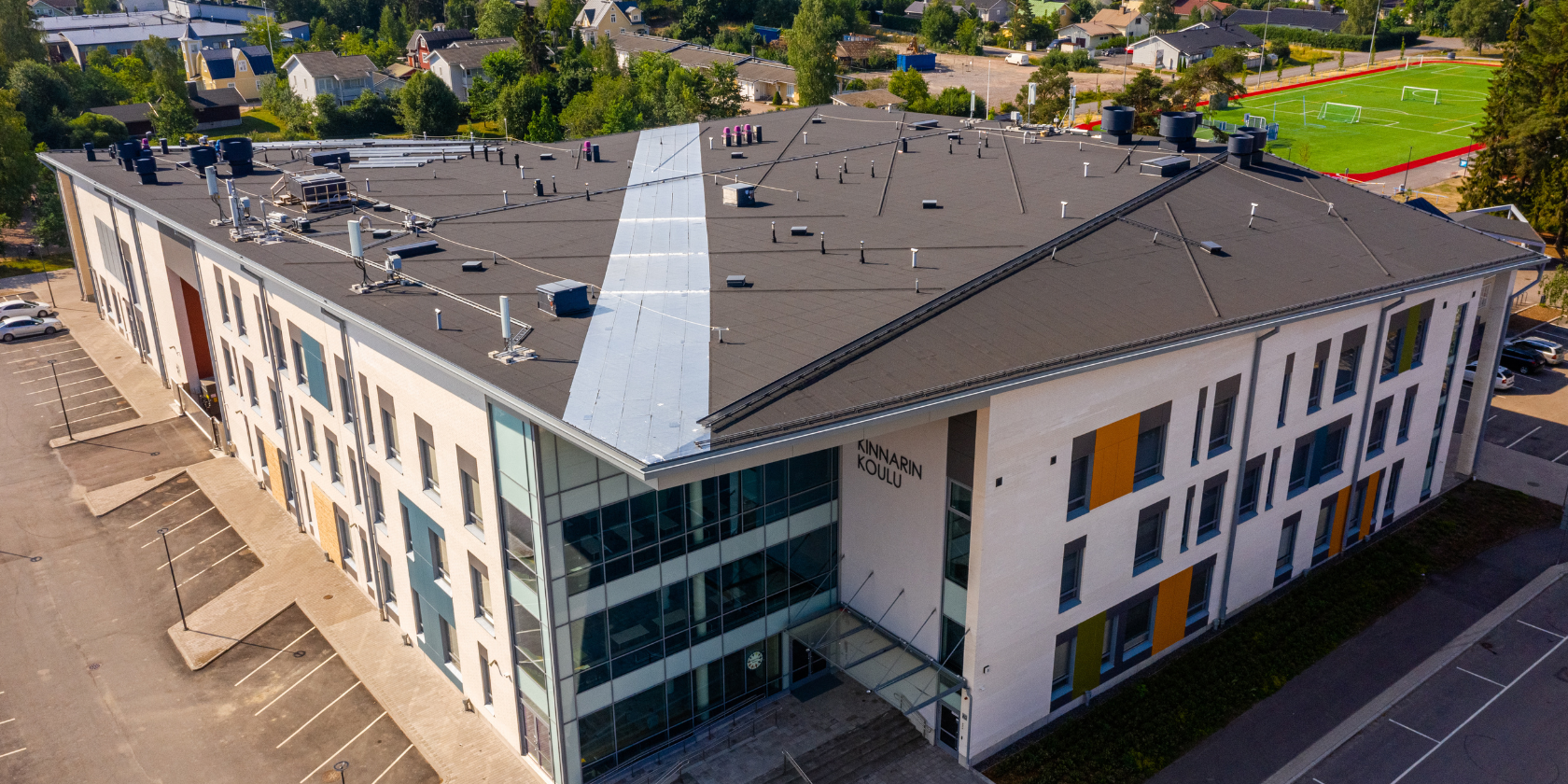 LapWall-kattoelementit-Kinnarin-koulu