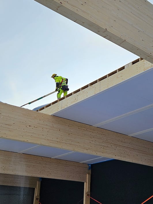 LapWallin kattoratkaisu Datakseskukseen - mobiili