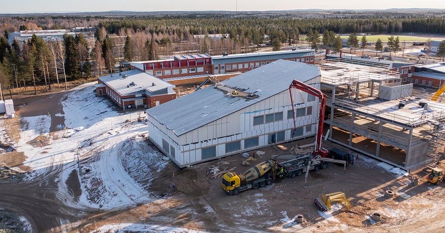 LapWallin referenssikohde Kolarin monitoimitalo.