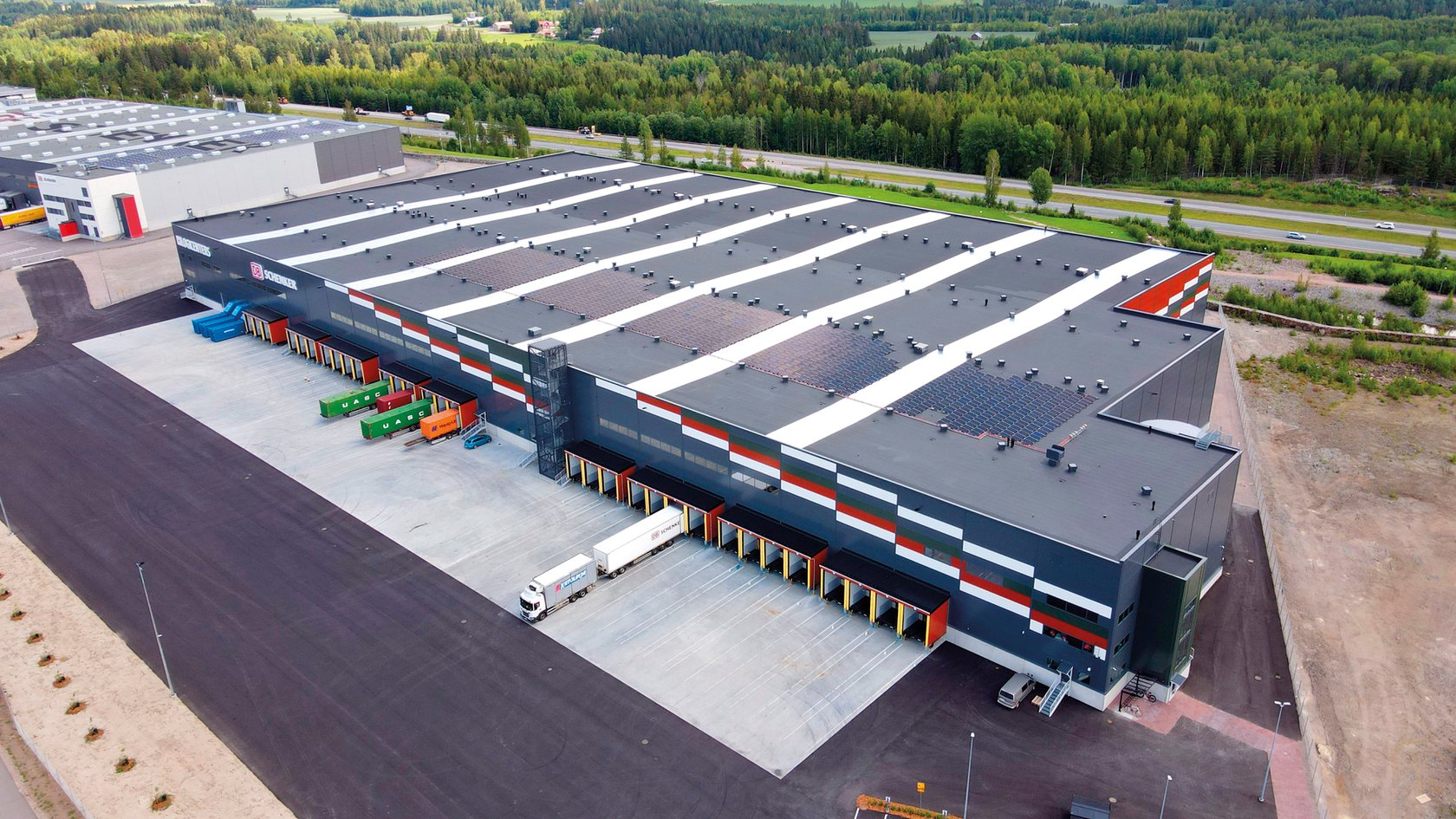 Logicenter-Nurmijärvi-DJI_0416